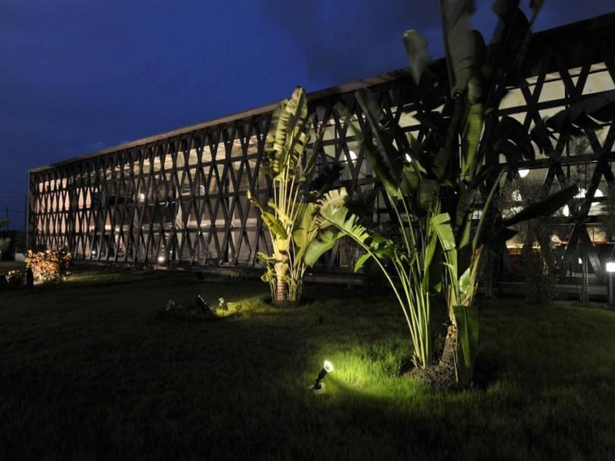 Onomo Hotel Abidjan Exterior photo
